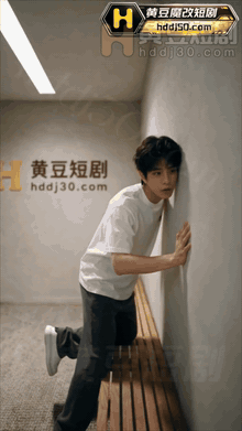 AI 短剧《兄弟家人好好操》1~6集 兄弟喝醉我在旁边上他妈 动漫视频 PC端 预览图