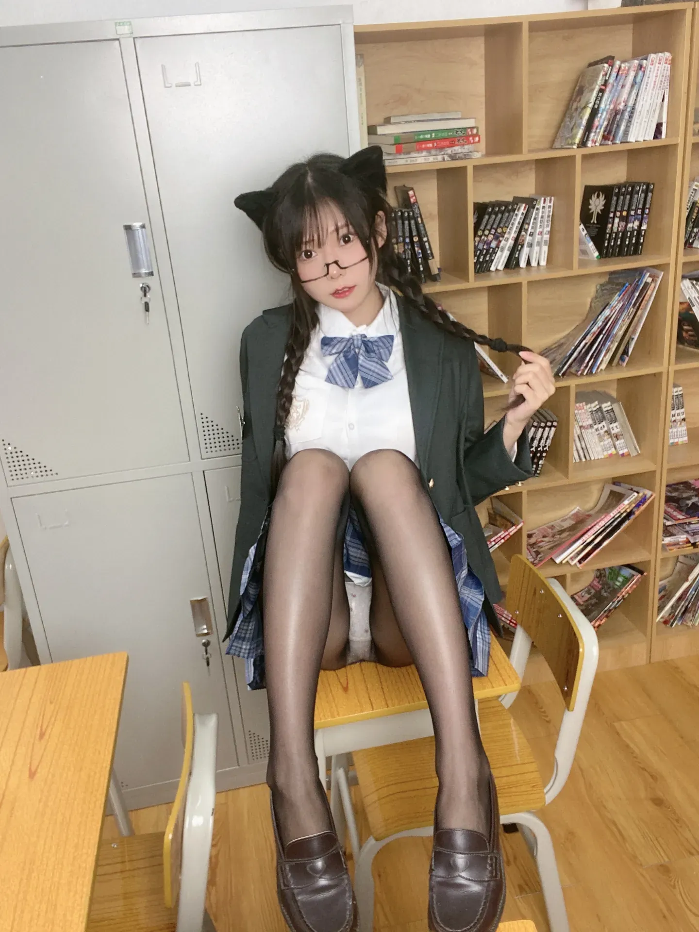 『套图』小露乱撞 jk制服正片 自拍 - 香草喵露露 套图